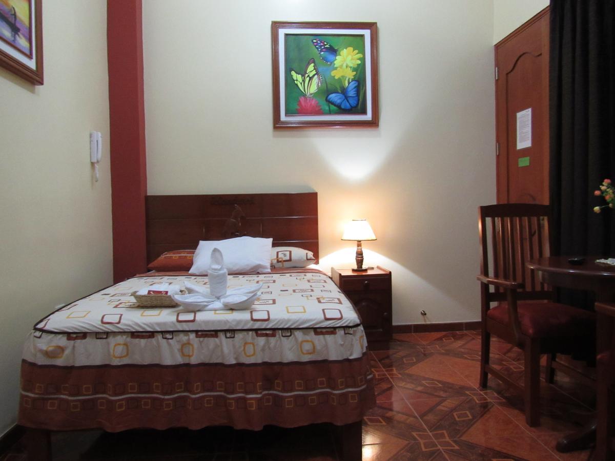 Alojamiento El Cardenal Iquitos Extérieur photo