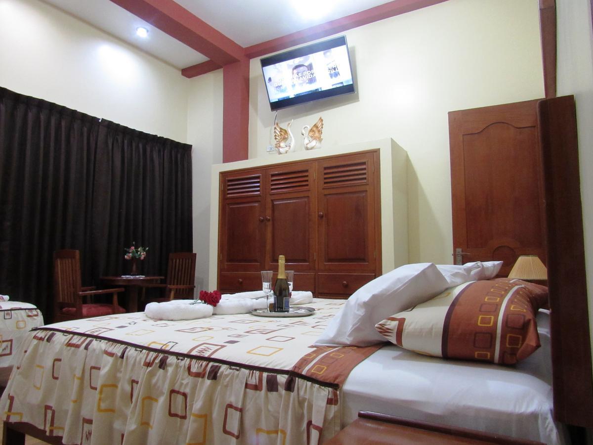 Alojamiento El Cardenal Iquitos Extérieur photo