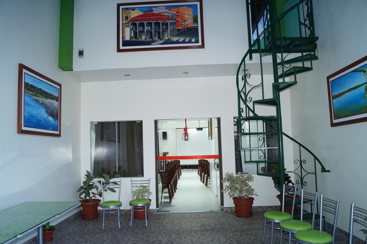 Alojamiento El Cardenal Iquitos Extérieur photo