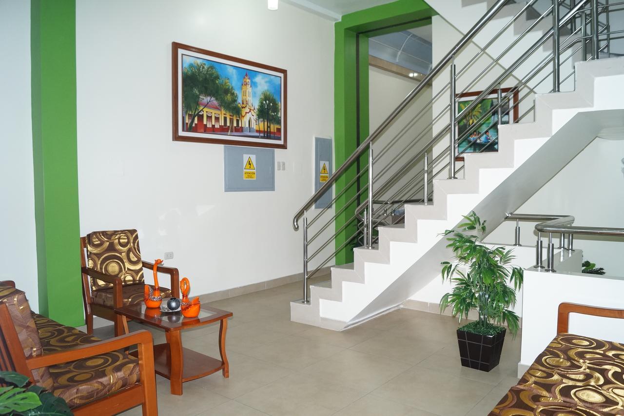 Alojamiento El Cardenal Iquitos Extérieur photo