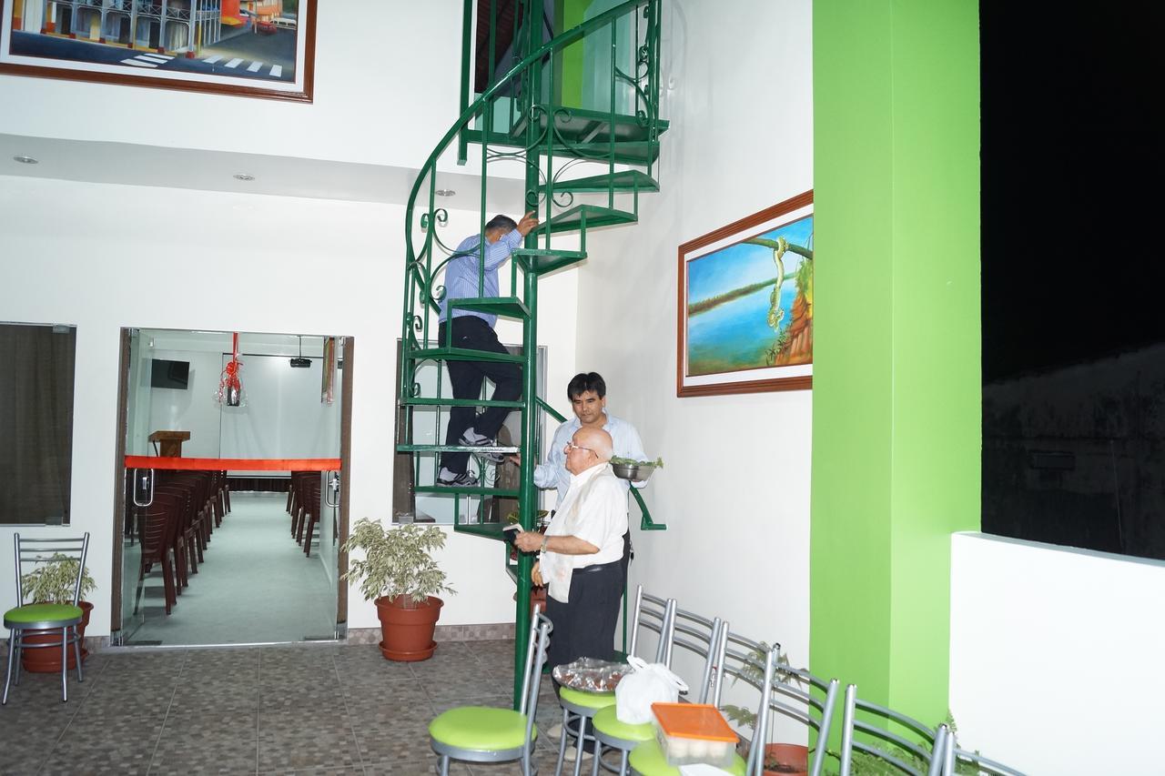 Alojamiento El Cardenal Iquitos Extérieur photo
