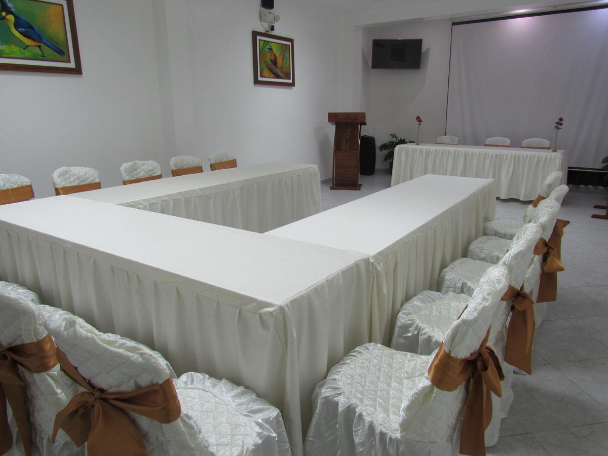 Alojamiento El Cardenal Iquitos Extérieur photo
