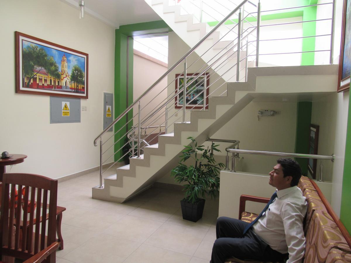 Alojamiento El Cardenal Iquitos Extérieur photo